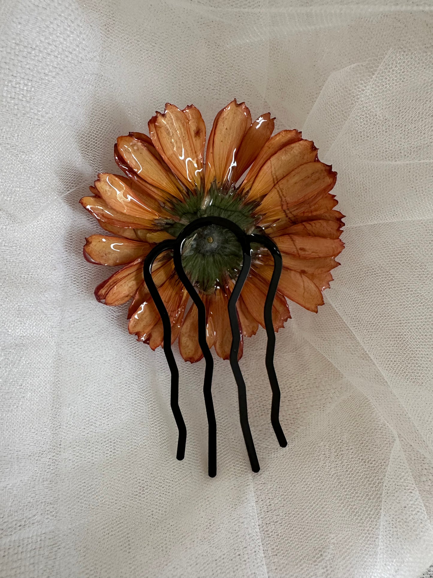 Orange gerbera hair comb