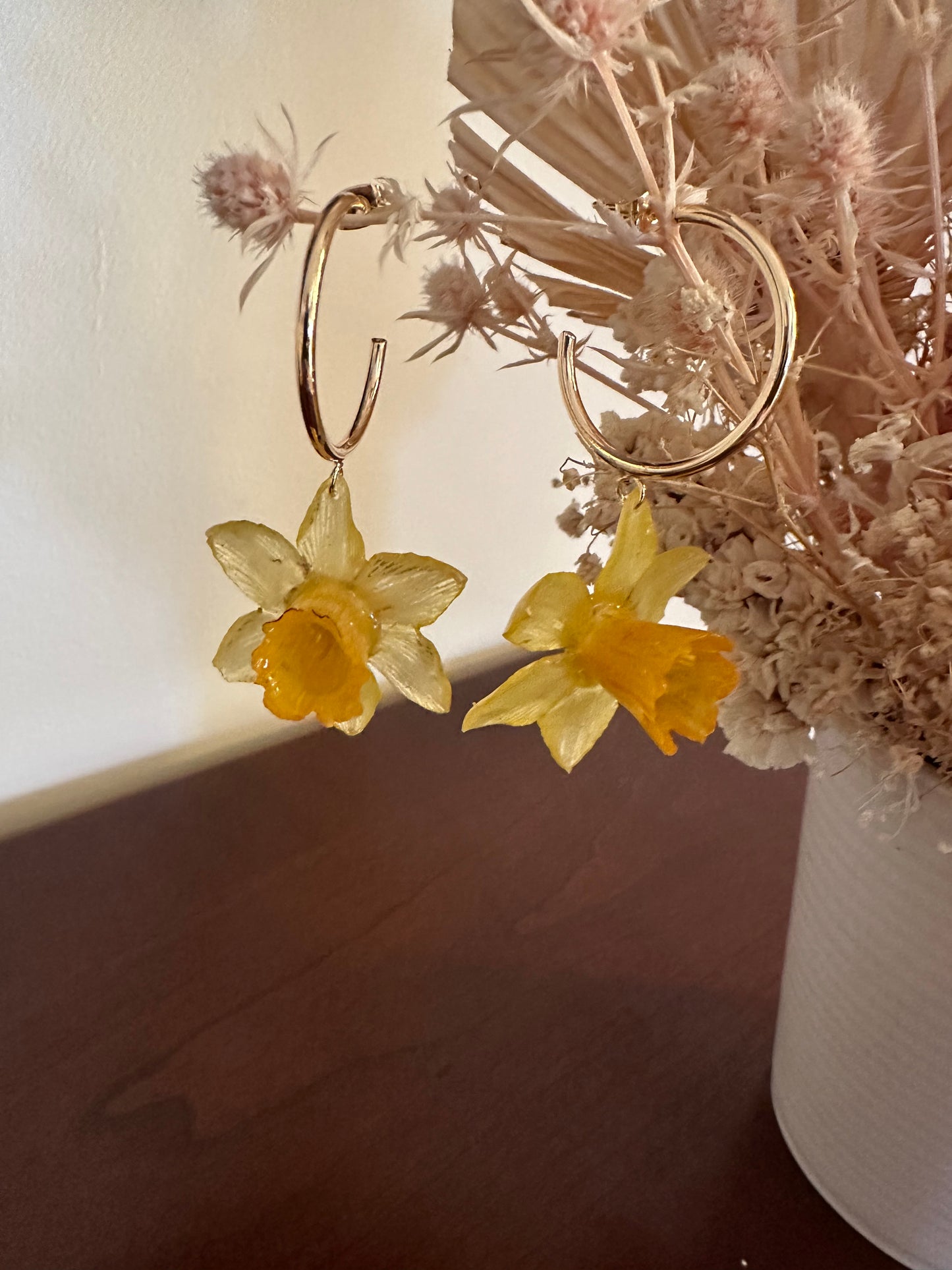 Daffodil hoop earrings