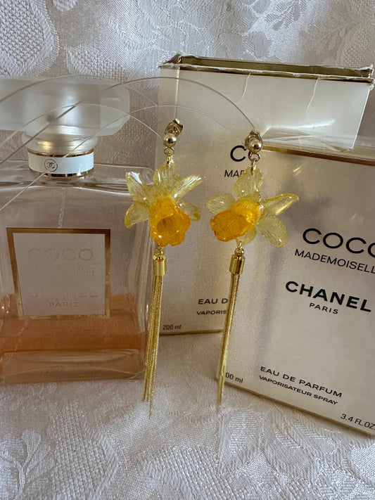 Daffodil earrings